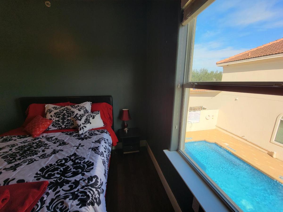 Modern, Private, Smart 4 Bedroom Condo In Desirable Location In Mcallen With Pool! Eksteriør bilde